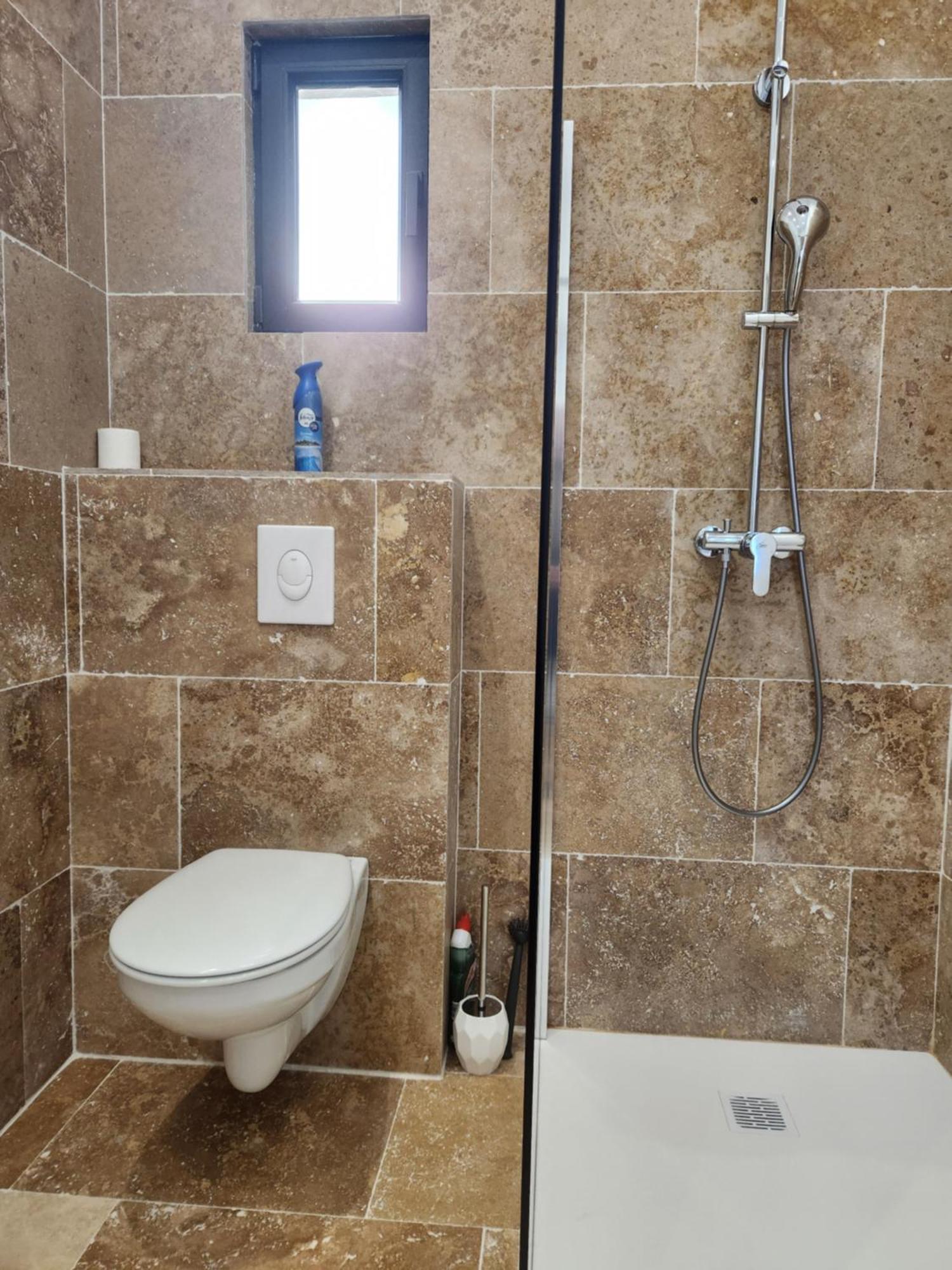 Maison "Cosy" Avec Parking Prive Et Climatisation Nimes Exterior photo